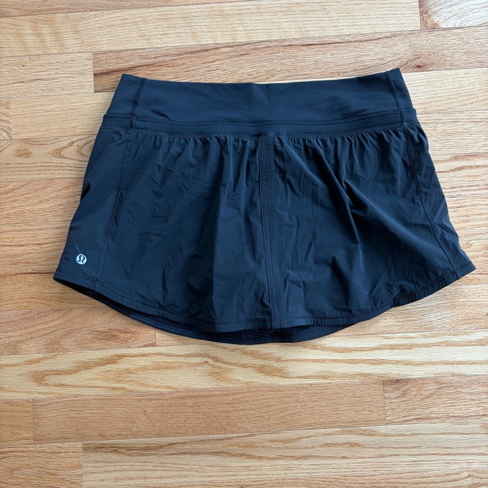 NWOT Lululemon Run Pace Skirt